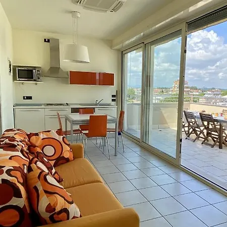 Avana Hotel 3*